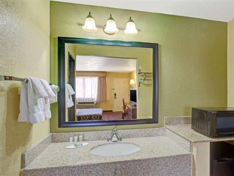 Travelodge By Wyndham Tucson Az Cortaro Екстер'єр фото